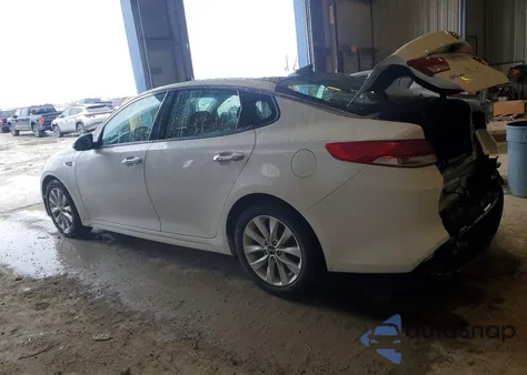 2018 Kia Optima Ex z USA, uszkodzony, nr VIN 5XXGU4L38JG221457